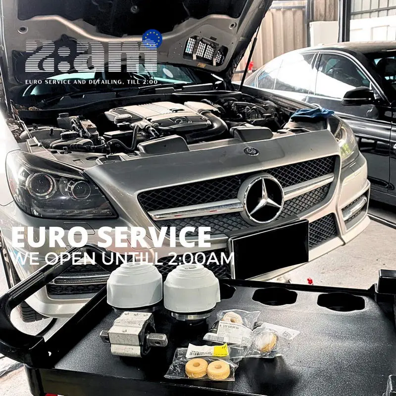 ตรวจเช็กเครื่องยนต์และเปลี่ยนอะไหล่ Mercedes-Benz ที่ 2AM Euro Service